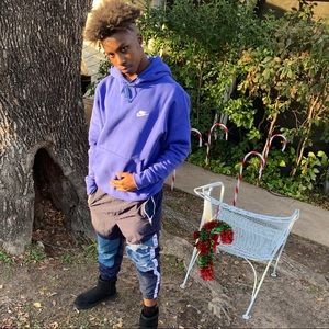 Meet your Posher, Aaron